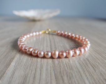 Freshwater peach pearl bracelet