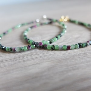 Dainty Tiny Beaded bracelet,Ruby Zoisite