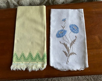 2 Vintage Embroidered Guest Hand Towels