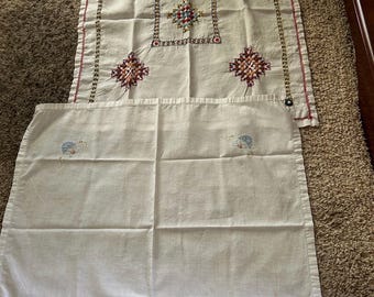 2 Small Vintage Tablecloths With Embroidery and Needlework