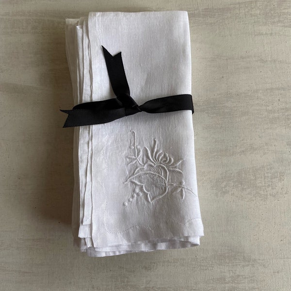 Set of 10 White Linen Dinner Napkins