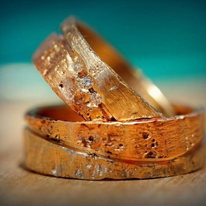 Rustic solid gold wedding rings set with diamonds; Rose gold wedding rings; Couples jewelry; White gold wedding bands;