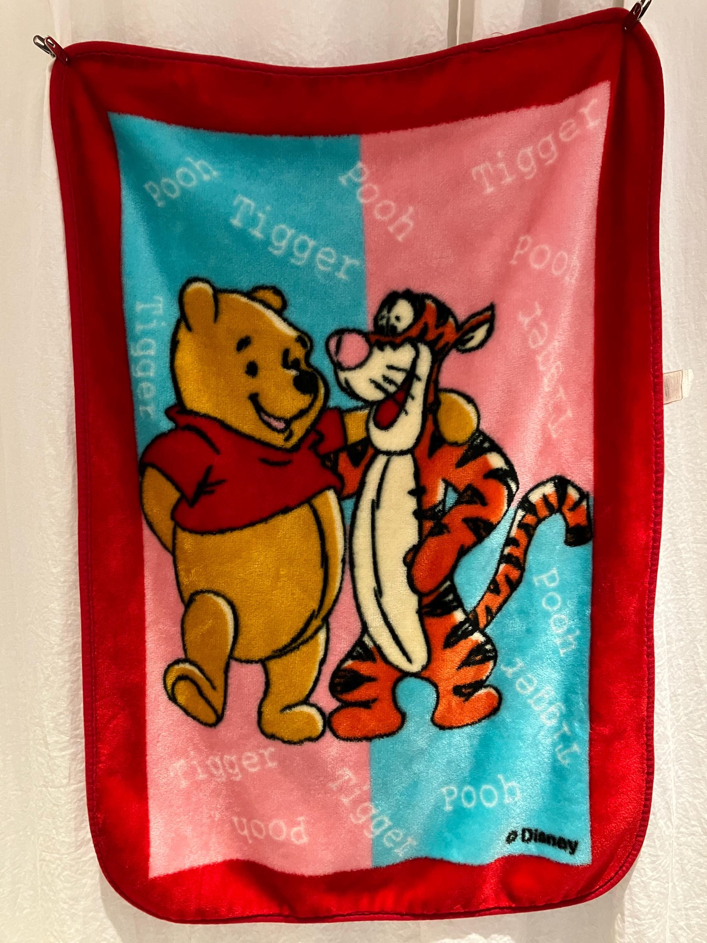 Vintage 90's Winnie the Pooh Tigger Baby Blanket Bed Throw Thick