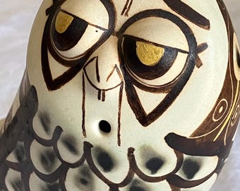 Vintage Strawberry Hill 8.5” Owl Canadian Studio Art Pottery ceramic sculpture