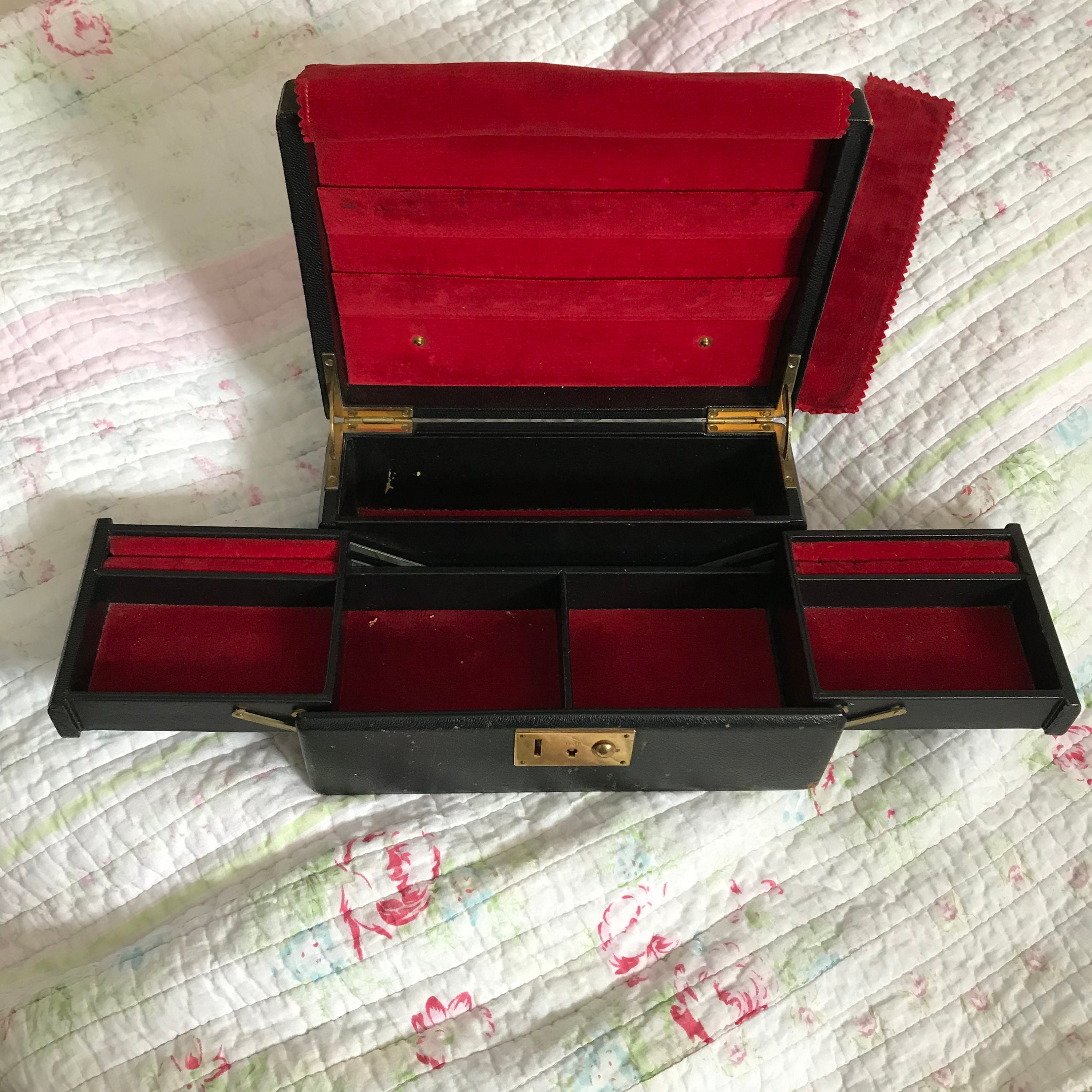 Vintage Lever Black Leather Jewelry Box Travel Case Red Velvet