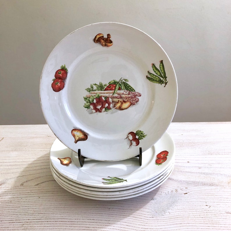 Moulin des Loups vegetable dinnerware Set of six 6 Vintage French dinner plates with vegetable decoration