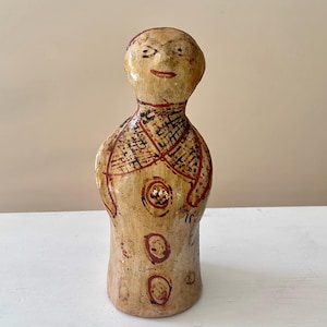 Authentic Sejnane Pottery Figure – Tunisian Berber doll, early 20th c, Tribal women's Folk Art