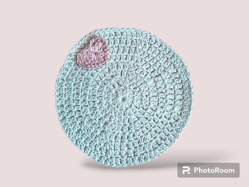 MADE TO ORDER Crocheted placemat mint and lilac with hearts image 2