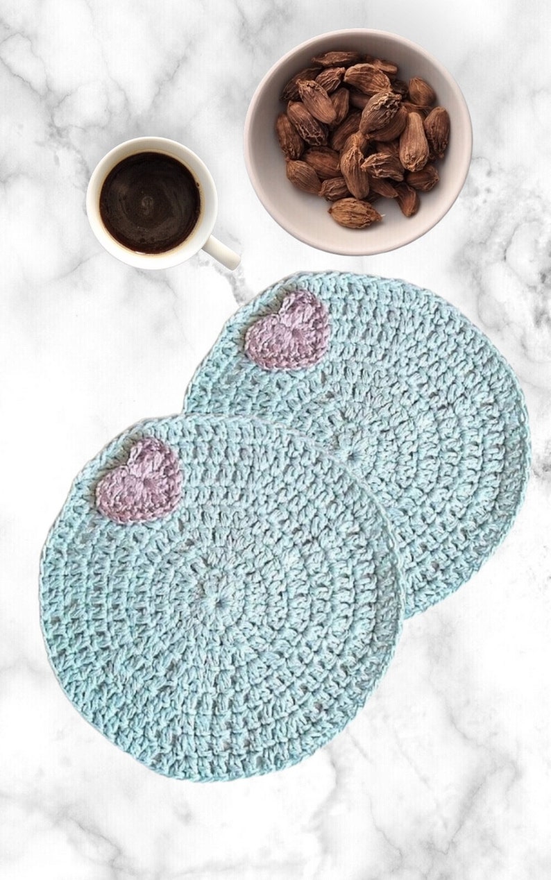 MADE TO ORDER Crocheted placemat mint and lilac with hearts image 7