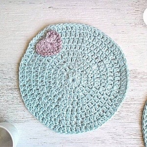 MADE TO ORDER Crocheted placemat mint and lilac with hearts image 9