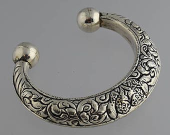 Vintage Sterling Silver Crescent Shaped Cuff Bracelet