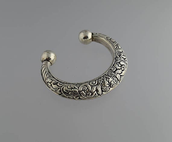 Vintage Sterling Silver Crescent Shaped Cuff Brac… - image 1