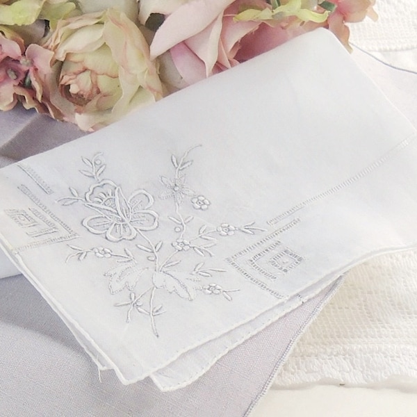 Gorgeous Antique Cotton Embrodiered White Hankie, Weddings, Bridal Gifts, Something Old
