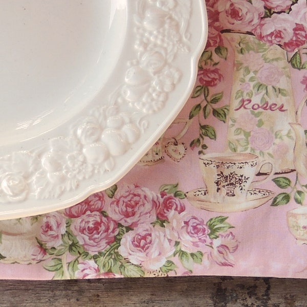 Romantic Pink Floral Lined Placemats Set of 4 Custom Order, Cottage Style Chic Placemats, Home Decor