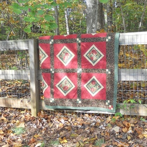 Rustic Quilted Red and Black Paisley Floral Queen Size Quilt, Hand Quilted Custom Order Bed Linens image 2
