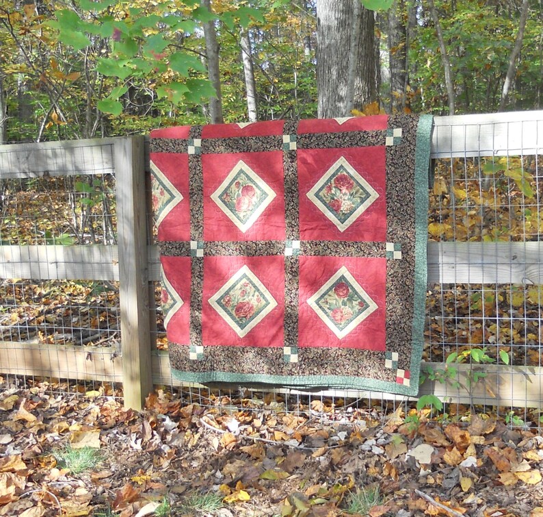 Rustic Quilted Red and Black Paisley Floral Queen Size Quilt, Hand Quilted Custom Order Bed Linens image 2
