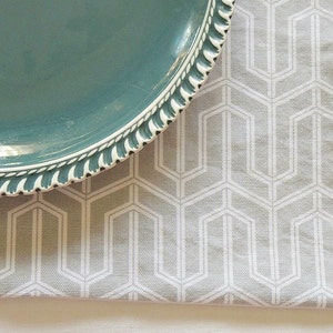 Modern Gray and White Geometric Placemats, Set of 4, Custom Order, Minimalist, Cottage Chic Placemats, Home Decor