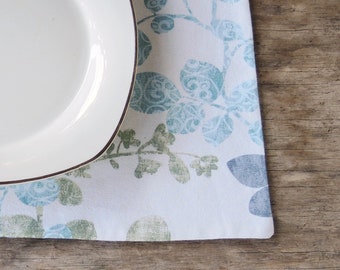 Blue and Cream Modern Floral Placemats Set of 4, Custom Order, Beach Cottage Modern Table Mats Home Decor