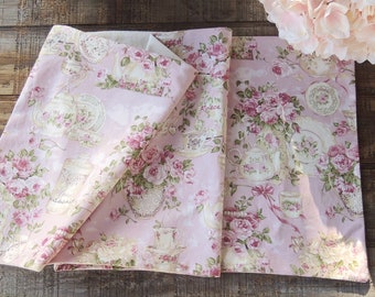 Romantic Pink Floral Lined Table Runner Cottage Style Chic Table Linen, Home Decor