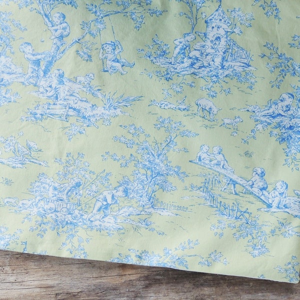 Green and Blue Waverley Toile' Lined Tablerunner, Seaspray, Runner, Table Decor