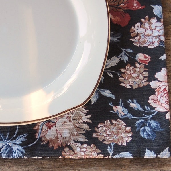 Navy Blue Floral Placemats Set of 4 Spring Foliage Victorian Spring Table Settings Wedding Table Linens Home Decor