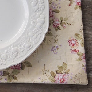 Yellow Floral and Green Reversible Placemats Set of 4 Soft Yellow Polka Dot Table Mats Placemats
