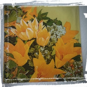 Yellow flowers,1 single decoupage paper napkin,Spring,Summer,Tissue napkin,Party Napkins,Scrapbooking,Collage, Mixed Media,Serviettes,Crafts