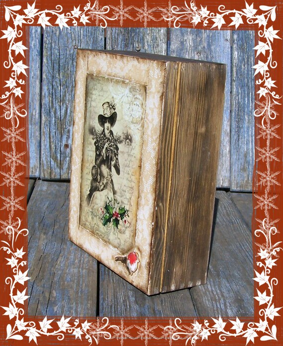 Vintage box,Keepsake box,Trinket box,English,Victorian, Wooden jewellery box, Christmas eve gift