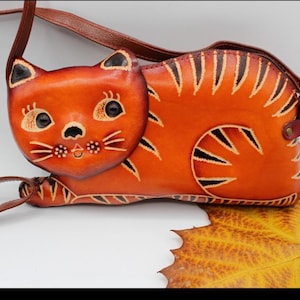 Bolso bandolera con forma de gato de piel auténtica hecho a mano