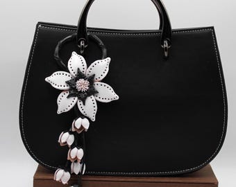 Genuine Handmade Leather Flower Keychain daisy purse charm bag charm