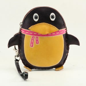 Monedero / Cartera / Pulsera de piel auténtica hecha a mano con forma de pingüino