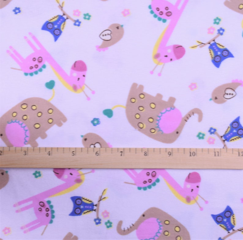 FLANNEL FABRIC-Pre Cut yardage-Zoo Animals Nursery Fabric 100/% Cotton Fabric