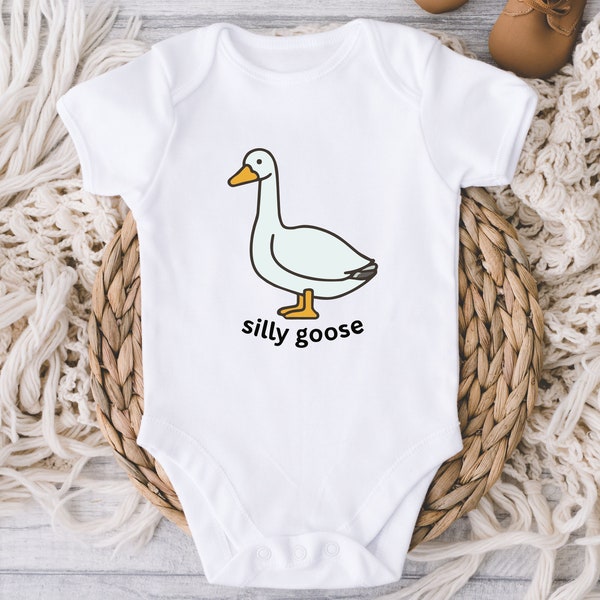 Silly Goose Baby Onesies® Bodysuit - Funny Goose Bodysuit - Farm Animal Baby Gift - Baby Shower Gift Boy Girl - New Baby - Newborn Baby Gift