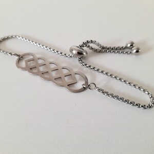 Infinity symbol chain bracelet, stainless steel box chain adjustable bracelet