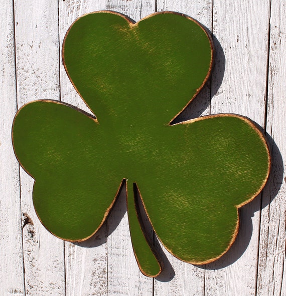 Four-leaf clover: Why are they considered a symbol of good luck?
