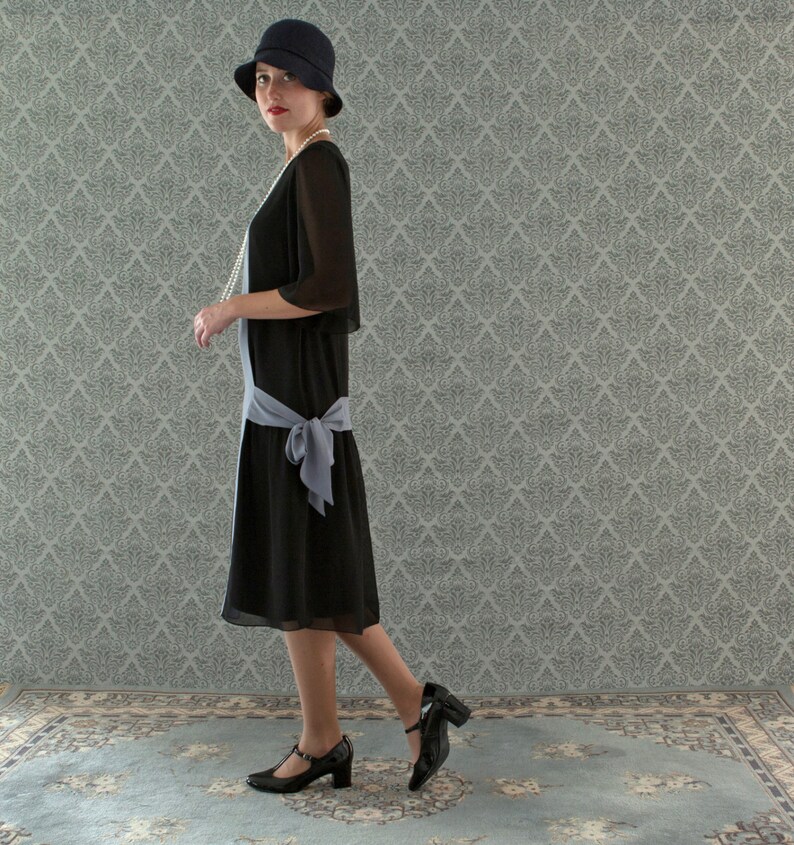 20s dress with sleeves