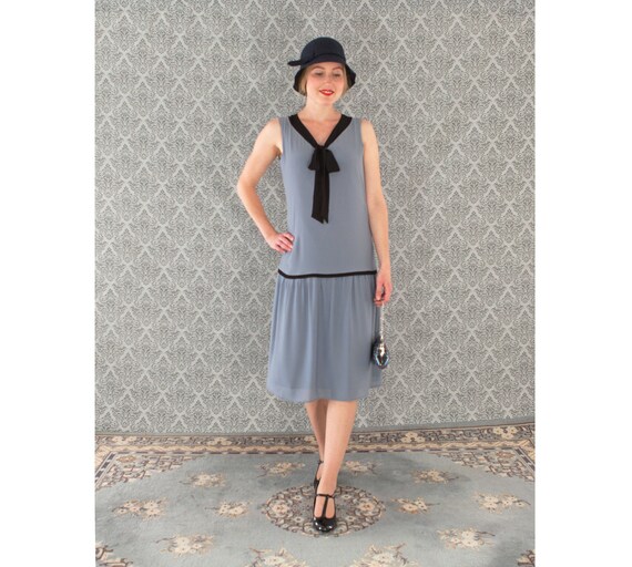 grey gatsby dress