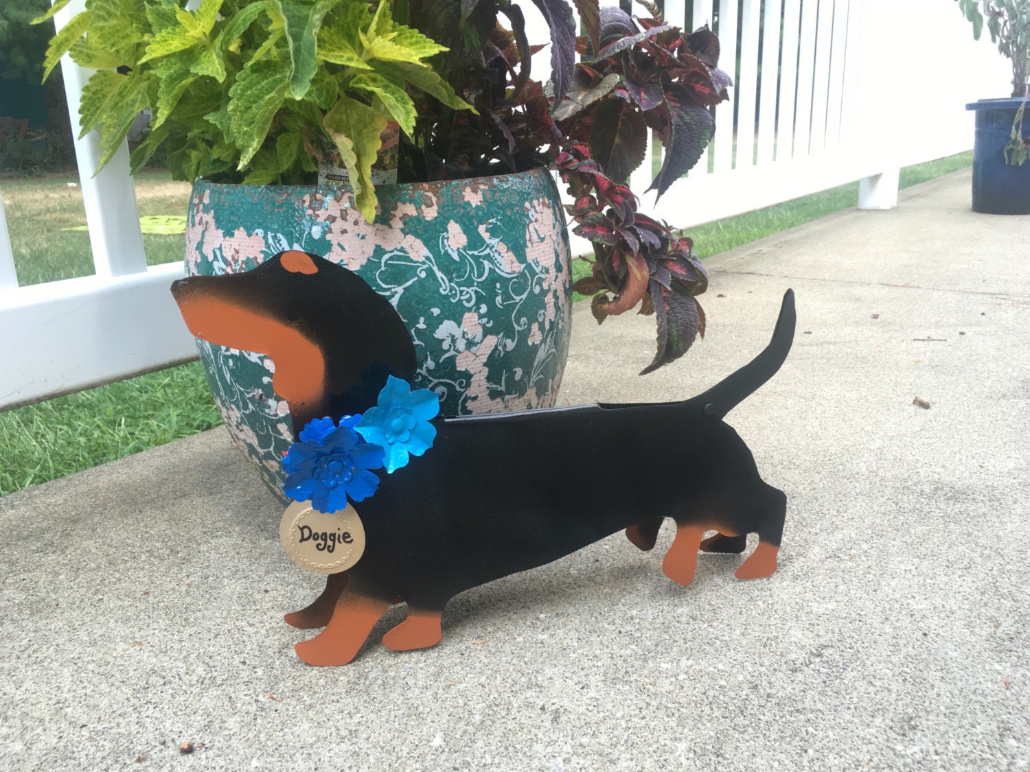 Recycled Aluminum Dachshund Yard Art Garden Stake Black Tan Etsy