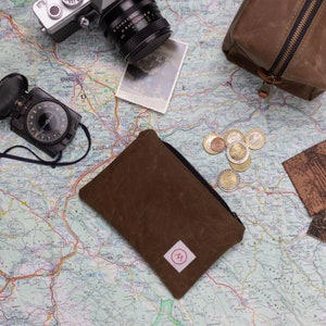 Kleiner Münzbeutel aus gewachstem Canvas für Männer, Wasserfeste Geldbörse, Minimalistische Brieftasche für Ihn, Reisebeutel für Kabel