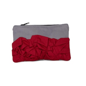 Piccola pochette per cosmetici con volant per adolescenti, borsa per il trucco colorata e femminile