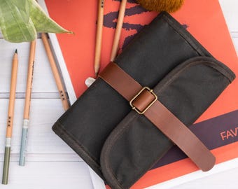 Waxed canvas artist roll case for pencils with zipper pocket, Fabric pen holder for artists