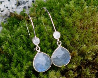 Pretty Labradorite and Sterling Silver Earrings, Labradorite Drop Earrings For Women, Labradorite Earrings, Sterling Dangle Earrings