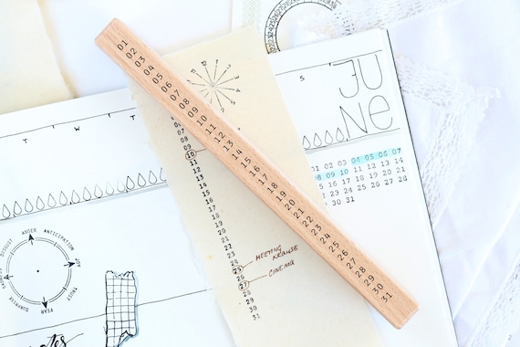 Time Travel Vintage Perpetual Calendar Wooden Rubber Stamp Set - Month and  Date Rubber Stamps