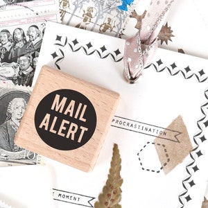 Dizendo círculo de carimbo com "Mail Alert" para amigos por correspondência, selos para cartões, selos para presentes, correio feliz, correio tradicional e diário