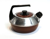 Vintage aluminum teapot old kettle, Small Mid Century Tea Pot, Vintage Farmhouse Aluminum Kettle Teapot, Retro kitchen decoration
