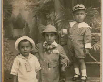 Valencia, Spain Adorable Original 1920s Spanish Rppc 3 Rich Siblings with 2 Colors Shoes by A FREE SHIPPING WORLDWIDE Vicente Crespo