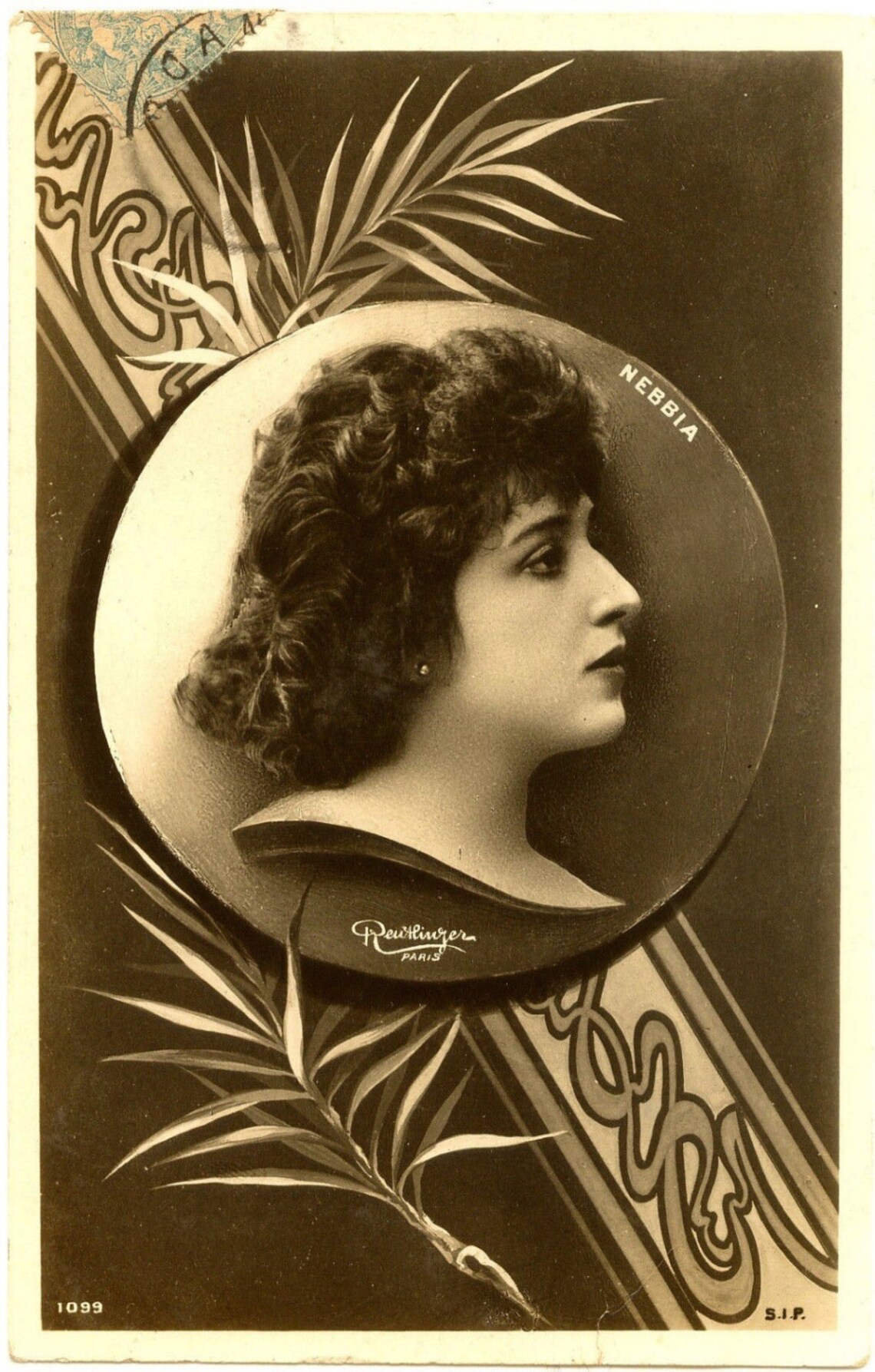 CPA CELEBRITE / HARLAY /ARTISTE DE CABARET /FEMME 1900