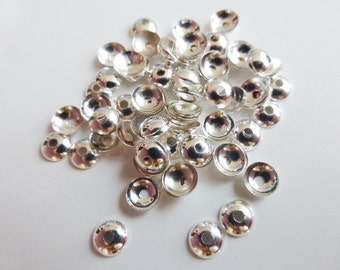 100 x 4mm Rond Argent Plaqué Laiton En laiton Caps Endbeads Constatations, Fournitures artisanales, Fabrication de bijoux, Vendeur du Royaume-Uni (MBX0041)