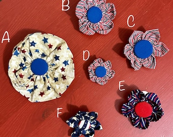 Dog collar flowers for the 4th of July in a variety of stars and stripes! Let your pups join in the spirit of celebration!