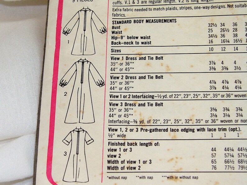 1977 printed Simplicity sewing vintage dress pattern Dress pattern in 3 styles. Vintage simplicity pattern